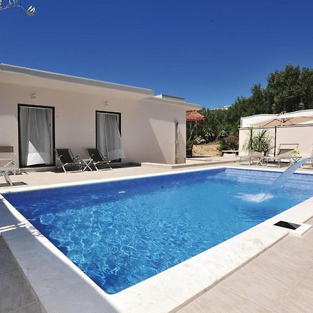 3 Bedroom Gorgeous Home In Макарска Экстерьер фото