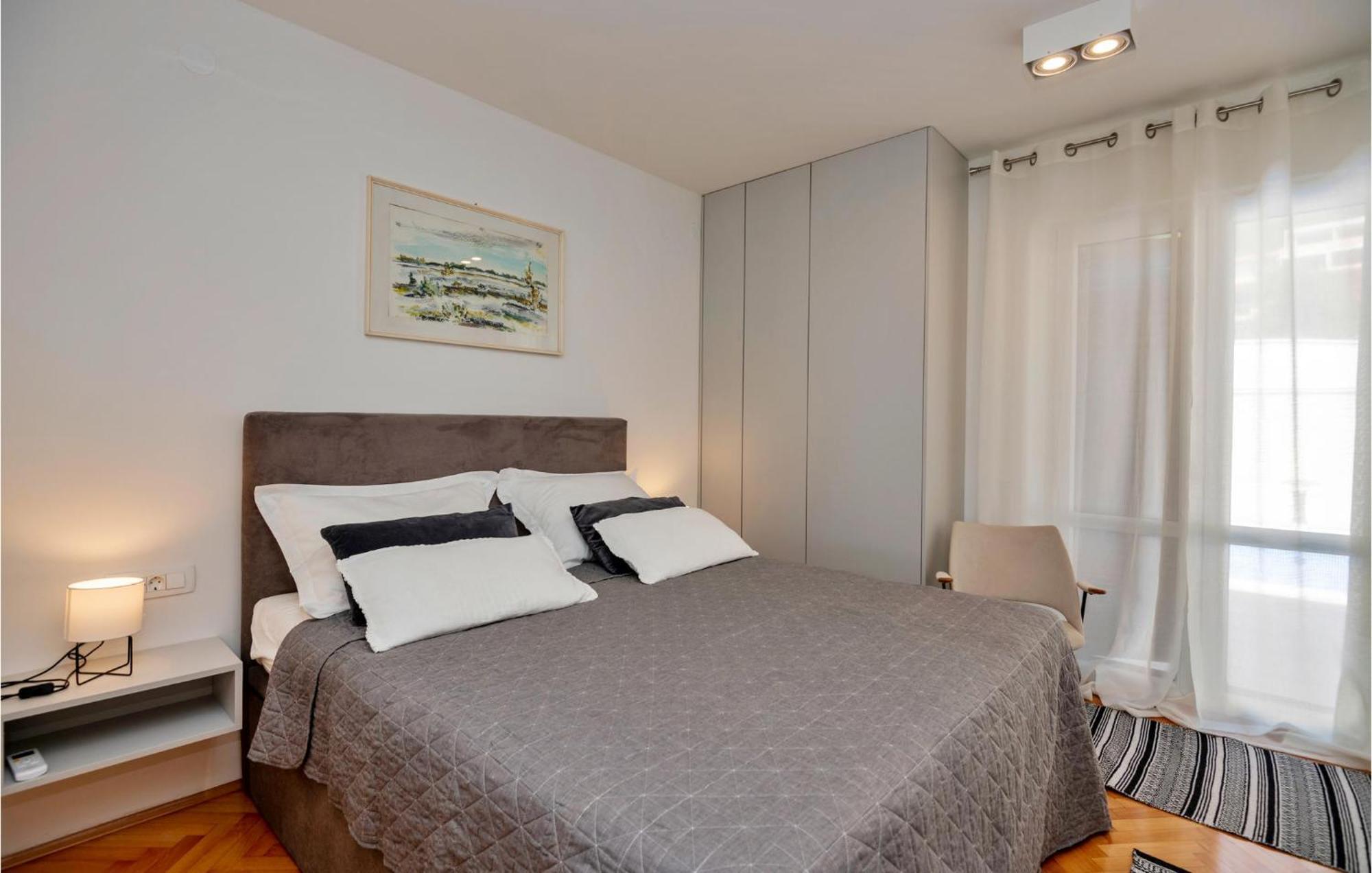 3 Bedroom Gorgeous Home In Макарска Экстерьер фото