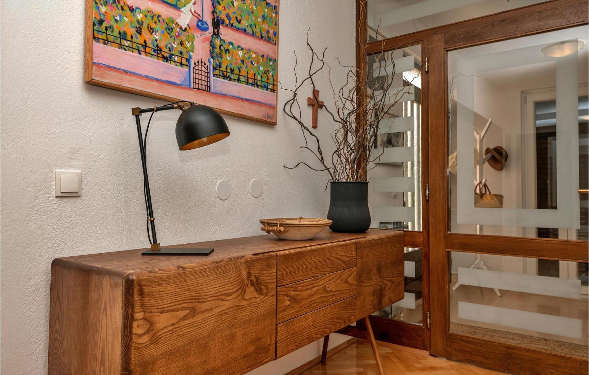 3 Bedroom Gorgeous Home In Макарска Экстерьер фото