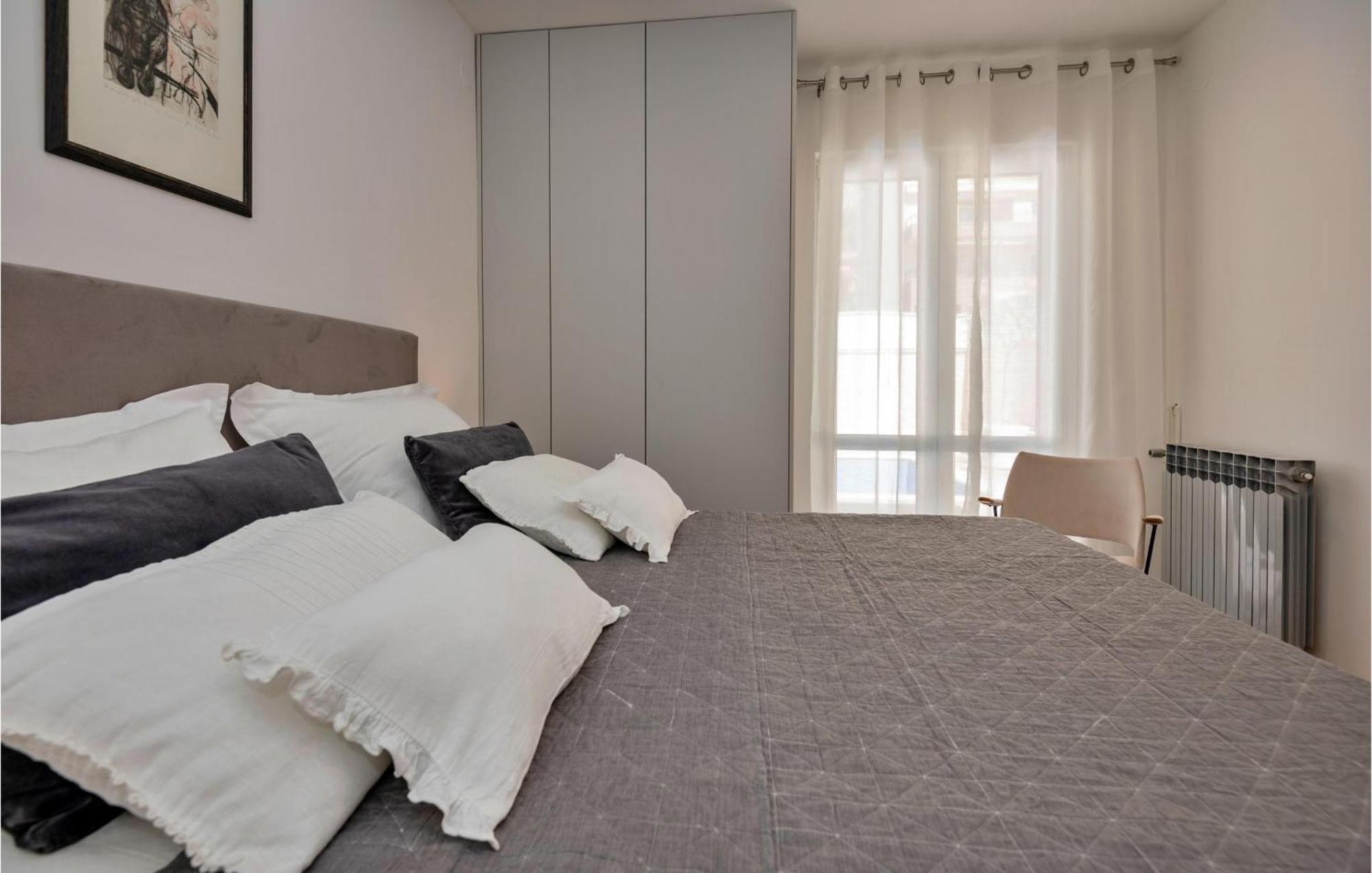 3 Bedroom Gorgeous Home In Макарска Экстерьер фото